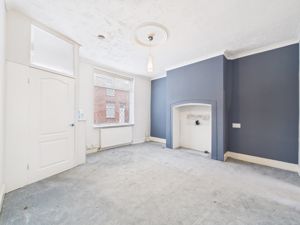 Photo 1- click for photo gallery